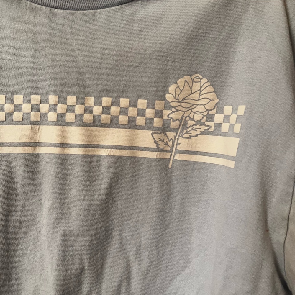 Shirt - Picture 2 of 3
